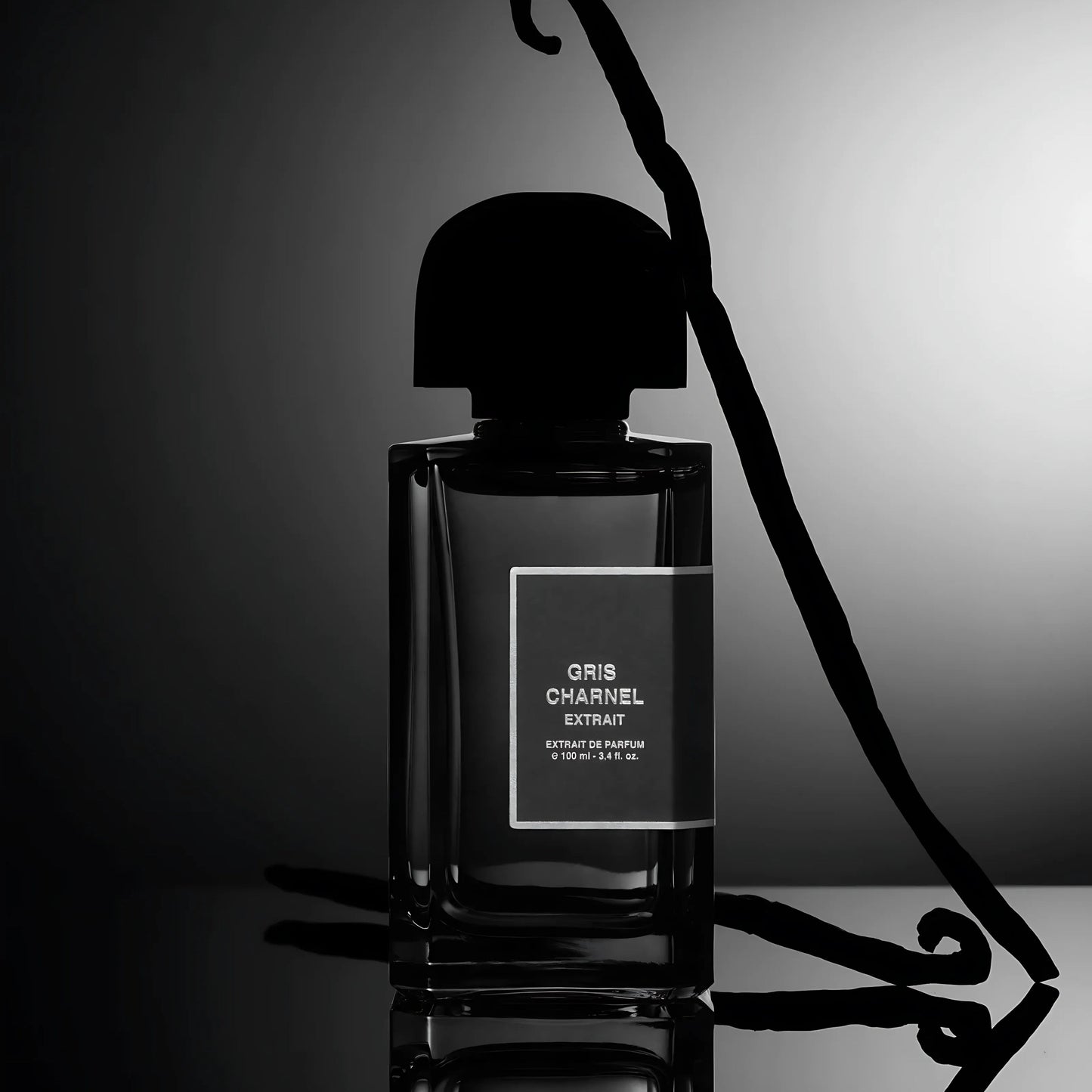 Gris Charnel Extrait de Parfum
